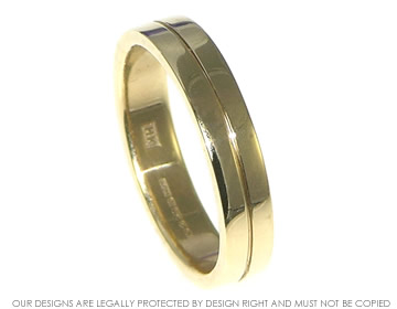 9ct yellow gold polished wedding ring 4mm wide with a hand engraved line.