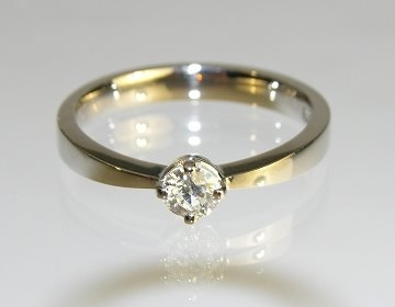 Bespoke diamond solitaire engagement ring