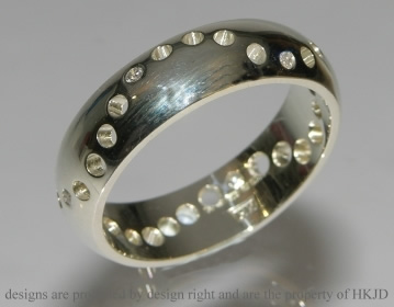 9ct white gold and diamond 'Sea Spray' ring