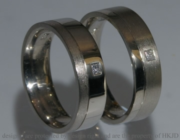 Pair of unique commitment wedding bands in 18ct white gold