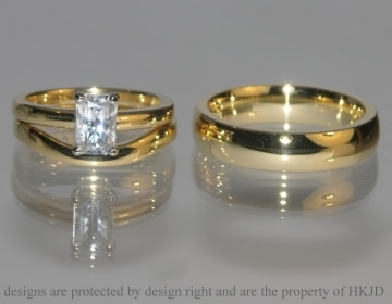 Pair of 18ct yellow gold commissioned wedding bands