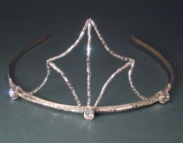 Clear beaded 'Viola' tiara.