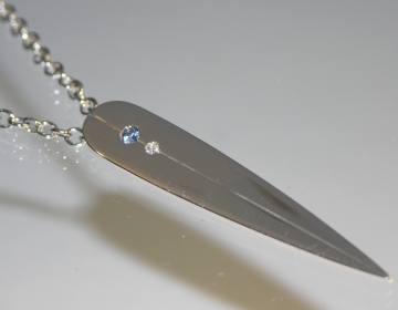 White gold sapphire and diamond pendant 