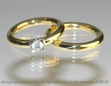 18ct yellow gold and platinum engagement ring using customers own metal and diamond 