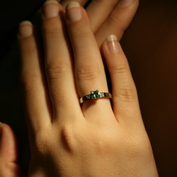18ct white gold princess cut green sapphire and diamond ring