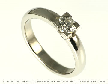 Platinum engagement ring with brilliant cut H SI 0.35cts diamond.