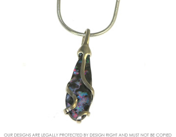 18ct white gold pendant using customers own 9.52ct opal. 