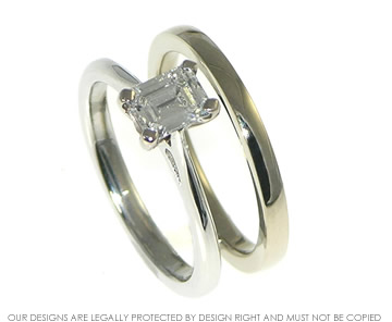 18ct white  gold  diamond engagement  ring  with matching  
