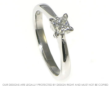 18ct white gold 0.39ct princess cut H SI diamond engagement ring