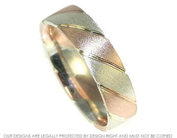 9ct gold wide twist band with a tunstall finish