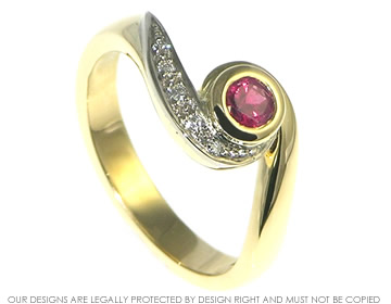 Sunrise inspired 18ct yellow gold and ruby dress ring