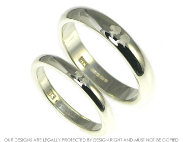 9ct white gold ladies wedding ring