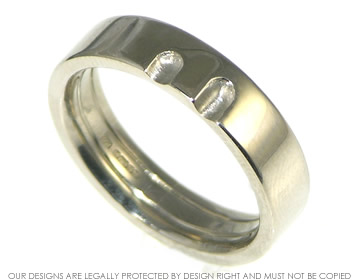 18ct white gold wedding band. 