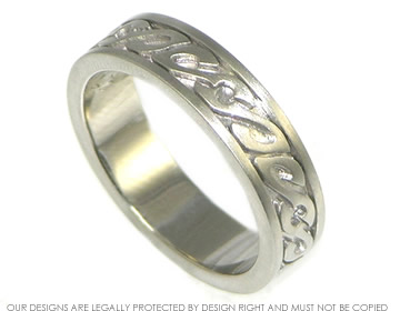 Palladium and relief pattern wedding ring