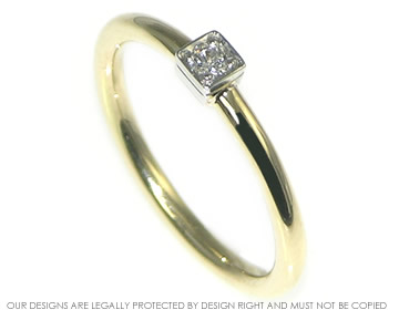 Delicate and classic yellow gold diamond engagement ring