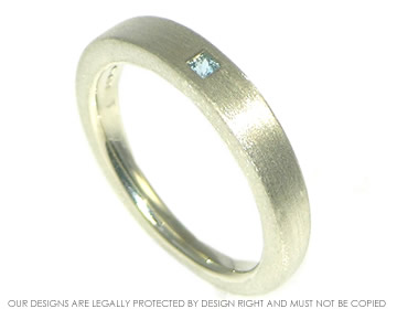 Paul wanted a wedding ring with an interesting changing profile