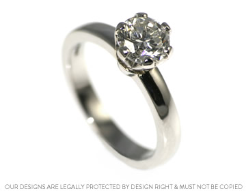 Matt wanted a classic platinum engagement ring for his partner