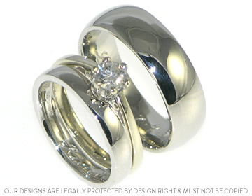 Lara's fitted 9ct white gold wedding ring