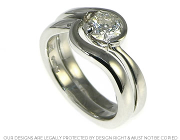 Francesca's handcrafted fitted platinum wedding ring