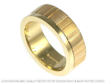 Bespoke 9ct yellow gold wedding ring with contrasting finishes