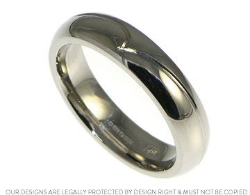 David's 18ct white gold wedding ring with engraved detail