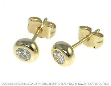 Carole's bespoke 9ct yellow gold earrings with beautiful diamonds