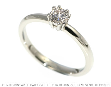 Platinum engagement ring with a sparkly diamond 