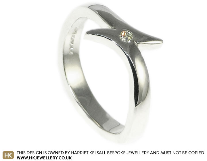 striking-diamond-and-9ct-white-gold-ring-8312_2.jpg