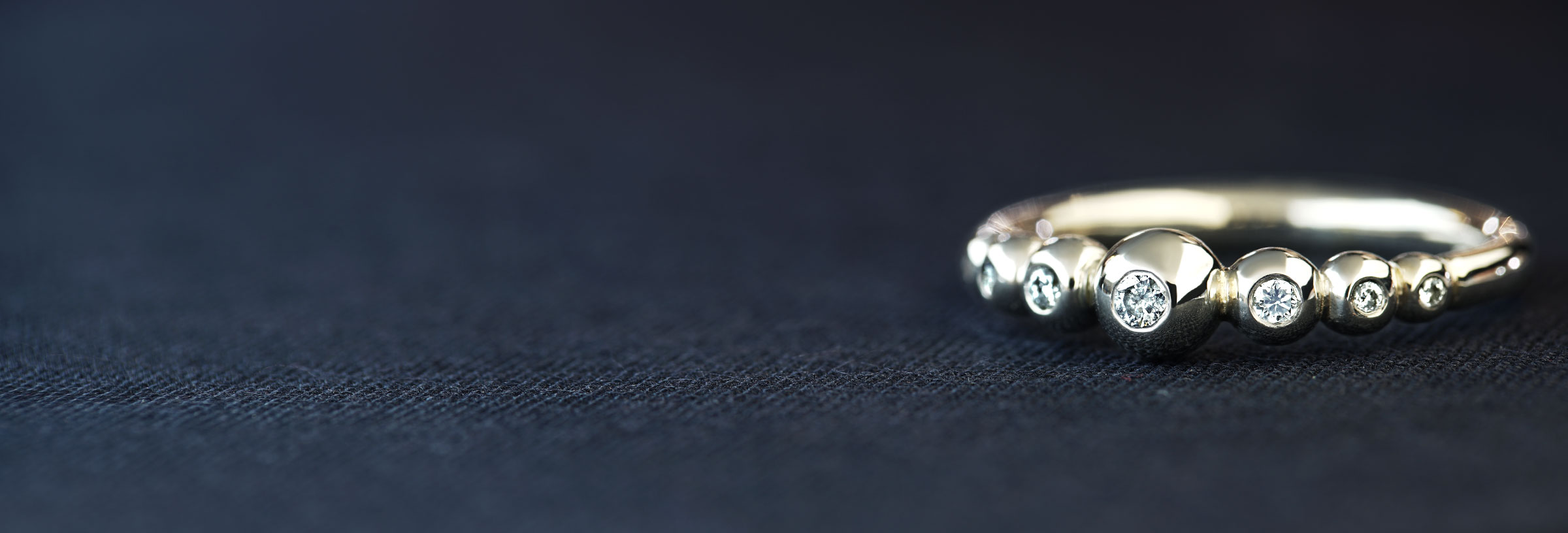 Fairtrade 9 carat white gold bubble eternity ring