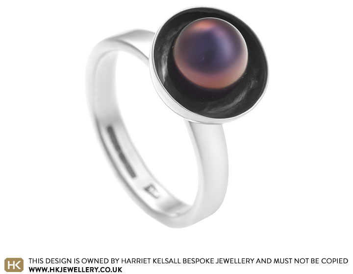 Sterling silver and black pearl dome ring