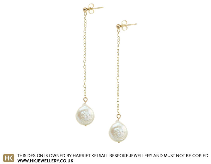 Coin pearl and 9 carat yellow gold earrings