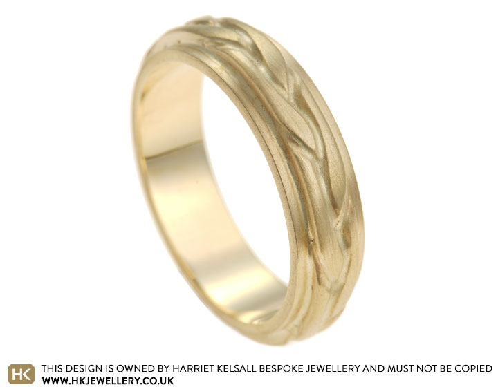 Paul's 9ct yellow gold wedding band with braided overlay detail