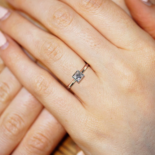 16371-Mixed-metal-and-0-24ct-diamond-engagement-ring-2_5.jpg