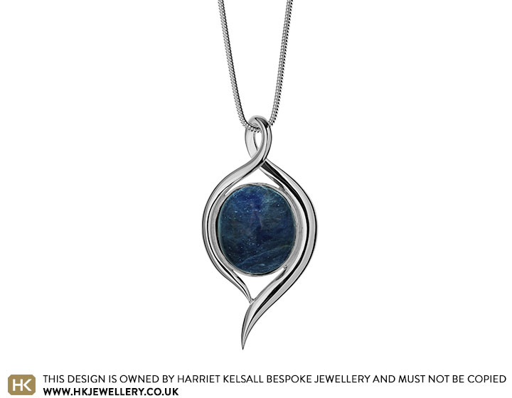 Sterling silver 24.64ct sapphire matrix pendant