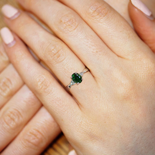 16884-Palladium-0-91ct-oval-cut-tourmaline-and-0-03ct-diamond-engagement-ring_5.jpg