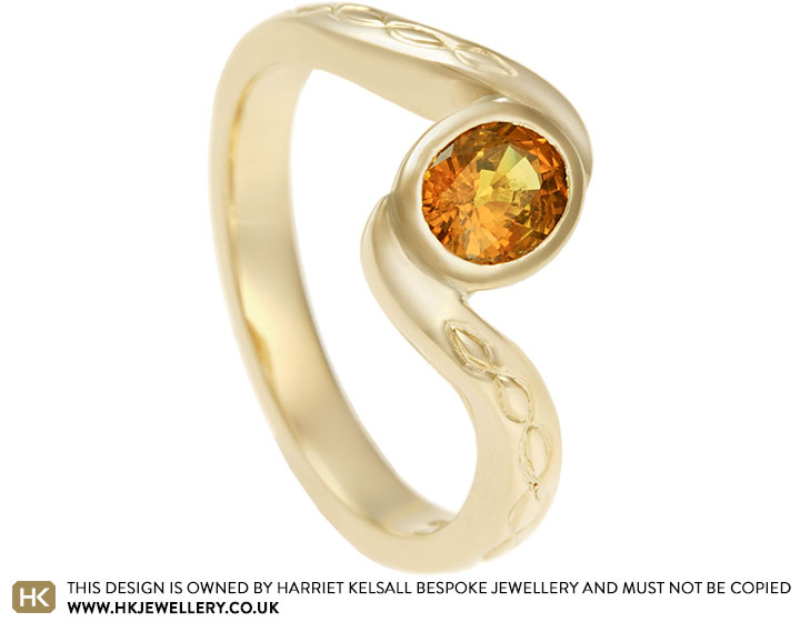 Hema's 18 carat yellow gold and yellow sapphire dress ring