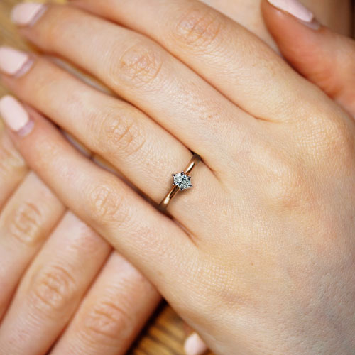 17380-rose-gold-oval-diamond-engagement-ring-with-palladium-setting_5.jpg