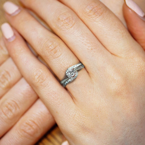 17617-recycled-palladium-twist-style-engagement-and-wedding-ring-set_5.jpg