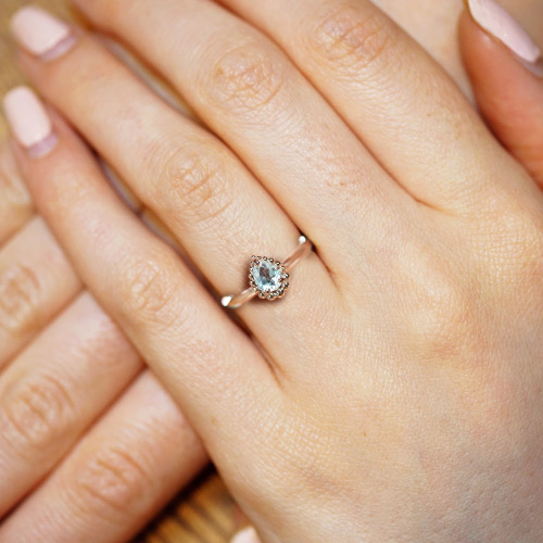 17425-Fairtrade-rose-gold-with-pear-shaped-rose-cut-diamond_5.jpg