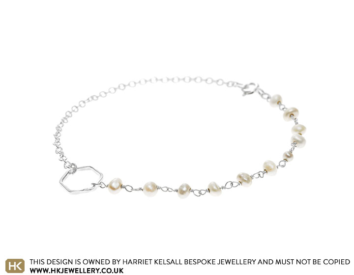 19485-sterling-silver-and-pearl-hexagonal-chain-bracelet_2.jpg