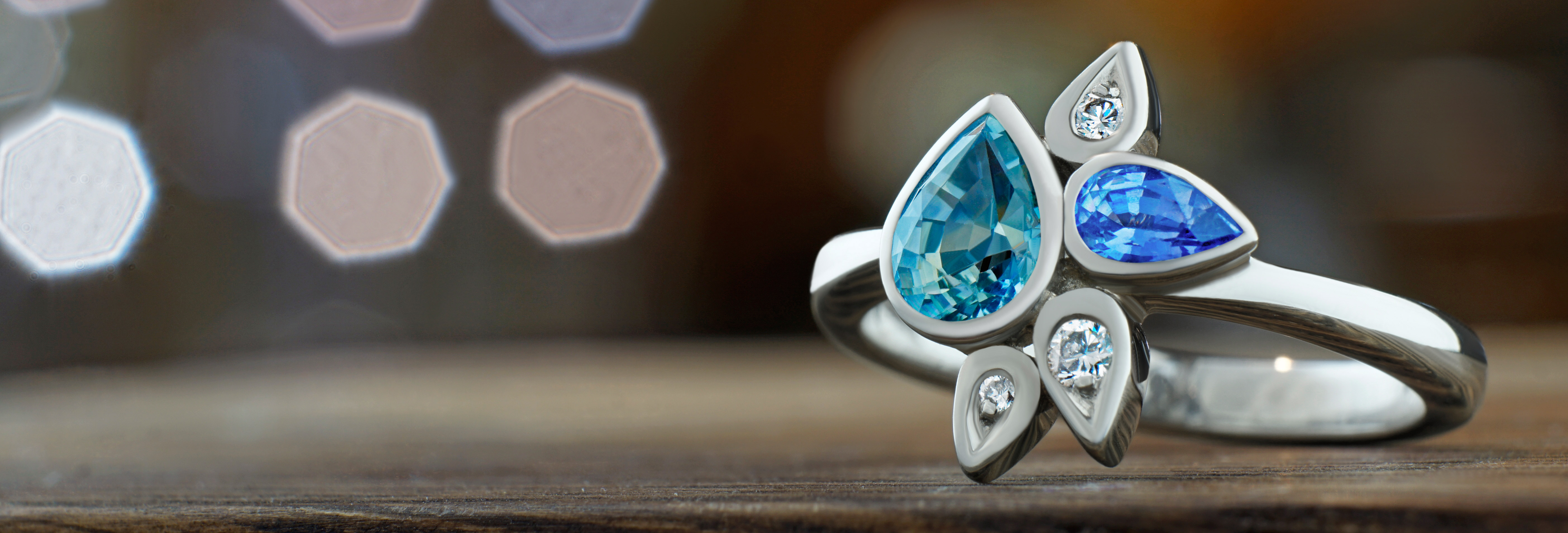 Buy Dangle Diamond Ring Online in India | Kasturi Diamond