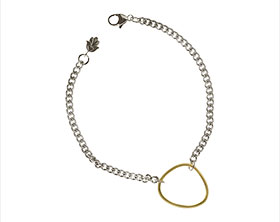 20056-white-and-yellow-gold-chain-bracelet-and-charm_1.jpg