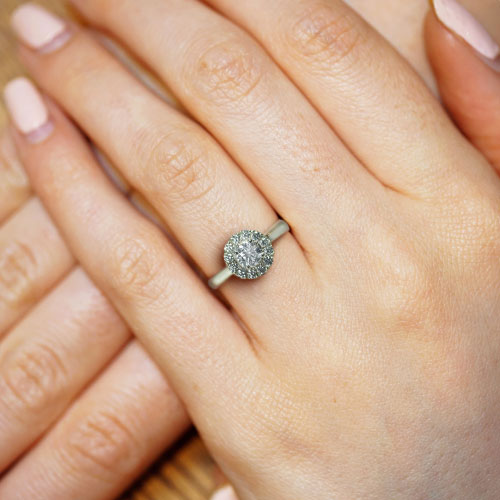 20124-white-gold-and-diamond-halo-engagement-ring_5.jpg