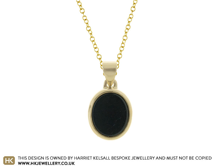 Ellis' 9 Carat Yellow Gold and Oval Onyx Pendant