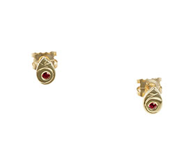 21187-yellow-gold-and-ruby-teardrop-shaped-stud-earrings_1.jpg