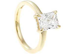 22098-yellow-gold-engagement-ring-with-radiant-cut-diamond_1.jpg