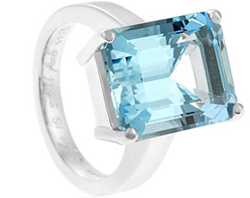 22305-platinum-and-octagon-cut-aquamarine-dress-ring_1.jpg