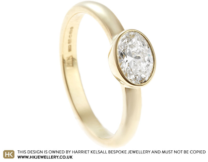 Jules' 9ct Yellow Gold and Oval Diamond Dress Ring