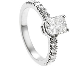 22888-platinum-engagement-ring-with-radiant-cut-diamond_1.jpg
