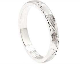 24564-fairtrade-white-gold-wedding-ring-with-mountain-and-puma-engraving_1.jpg